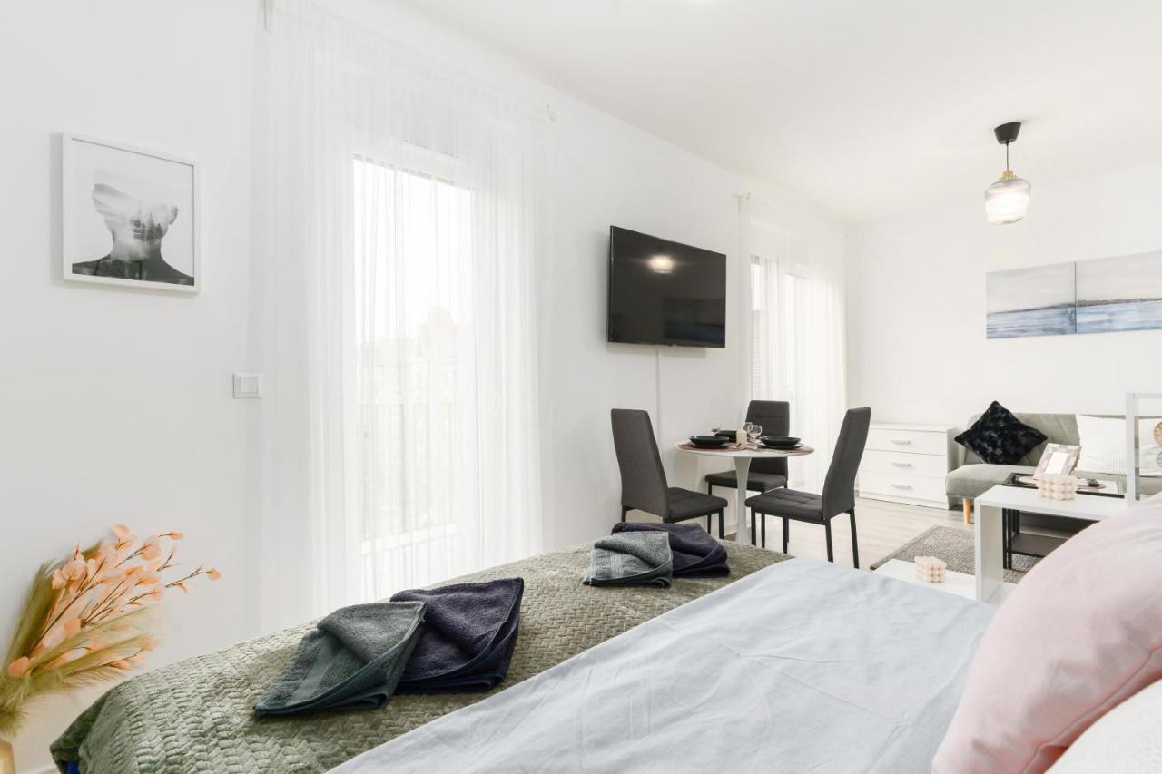 Sweet & Spicy - Brand New Apartment With Balcony ブダペスト エクステリア 写真
